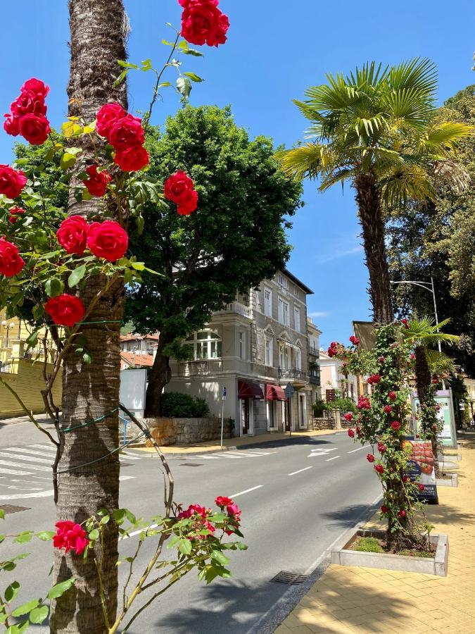 Villa Sokol Apartments Opatija center Buitenkant foto