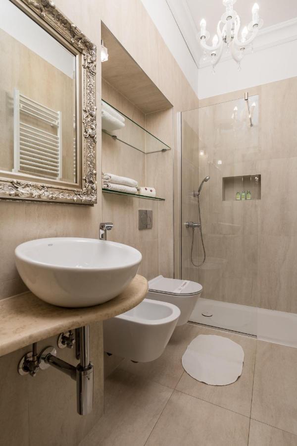Villa Sokol Apartments Opatija center Buitenkant foto