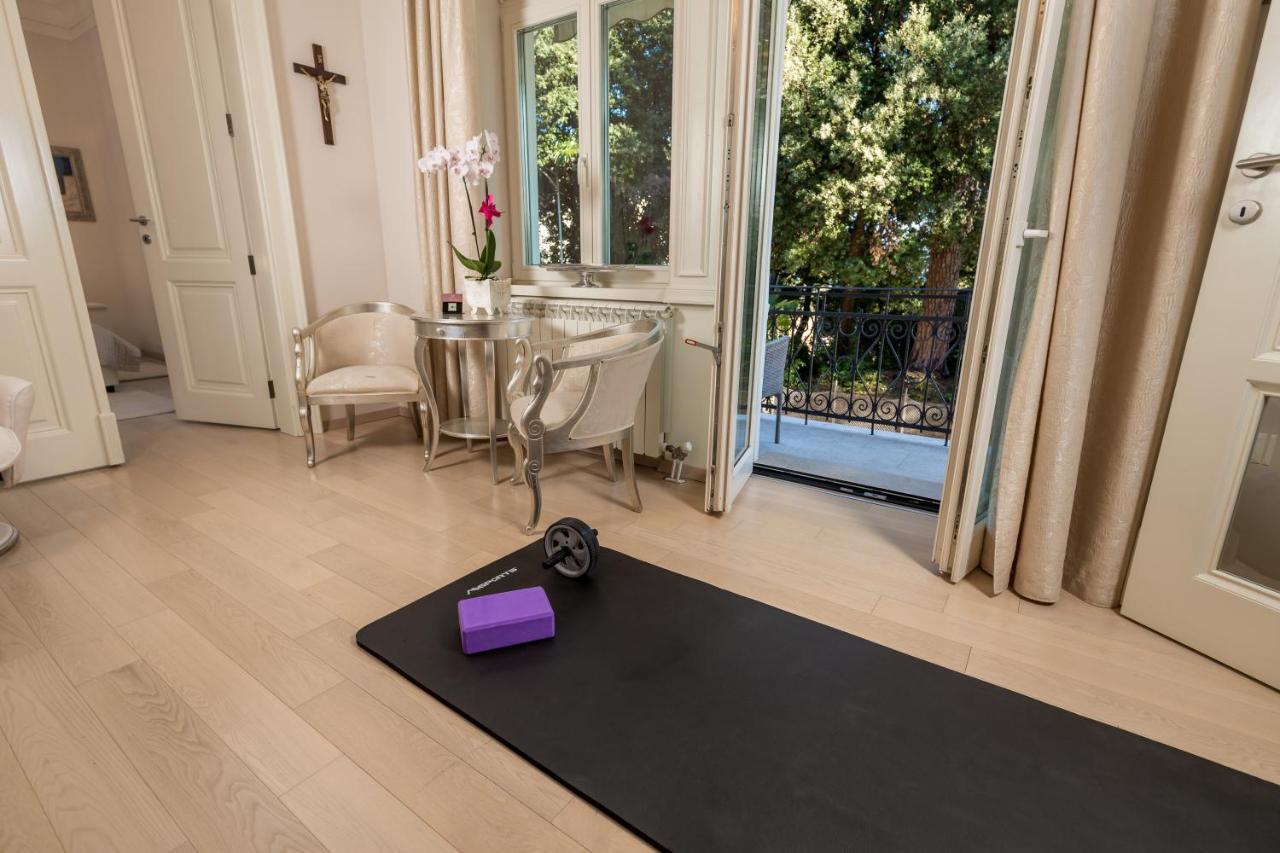 Villa Sokol Apartments Opatija center Buitenkant foto