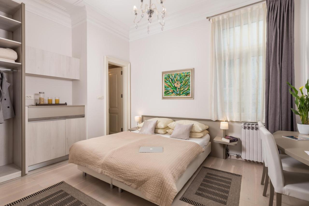 Villa Sokol Apartments Opatija center Buitenkant foto