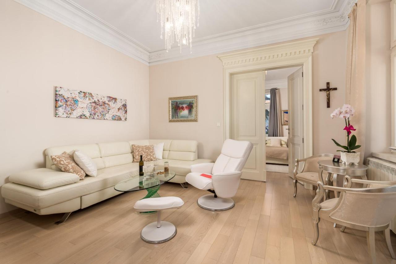 Villa Sokol Apartments Opatija center Buitenkant foto