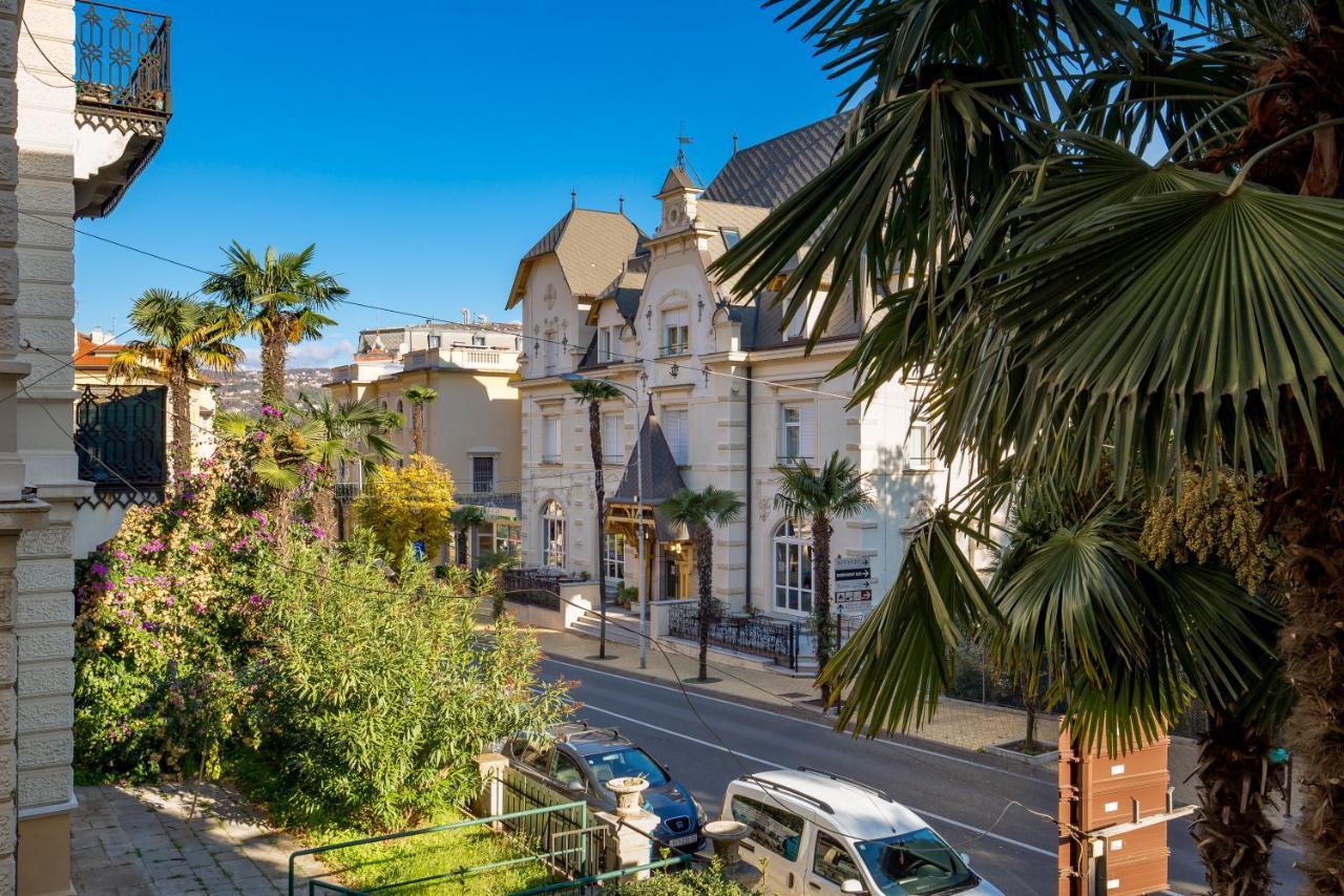 Villa Sokol Apartments Opatija center Buitenkant foto