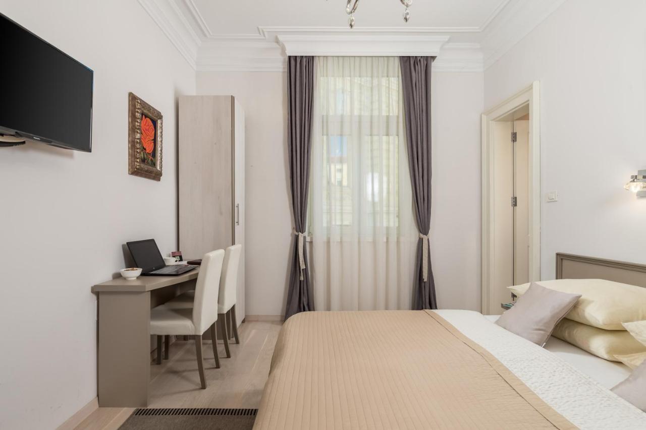 Villa Sokol Apartments Opatija center Buitenkant foto