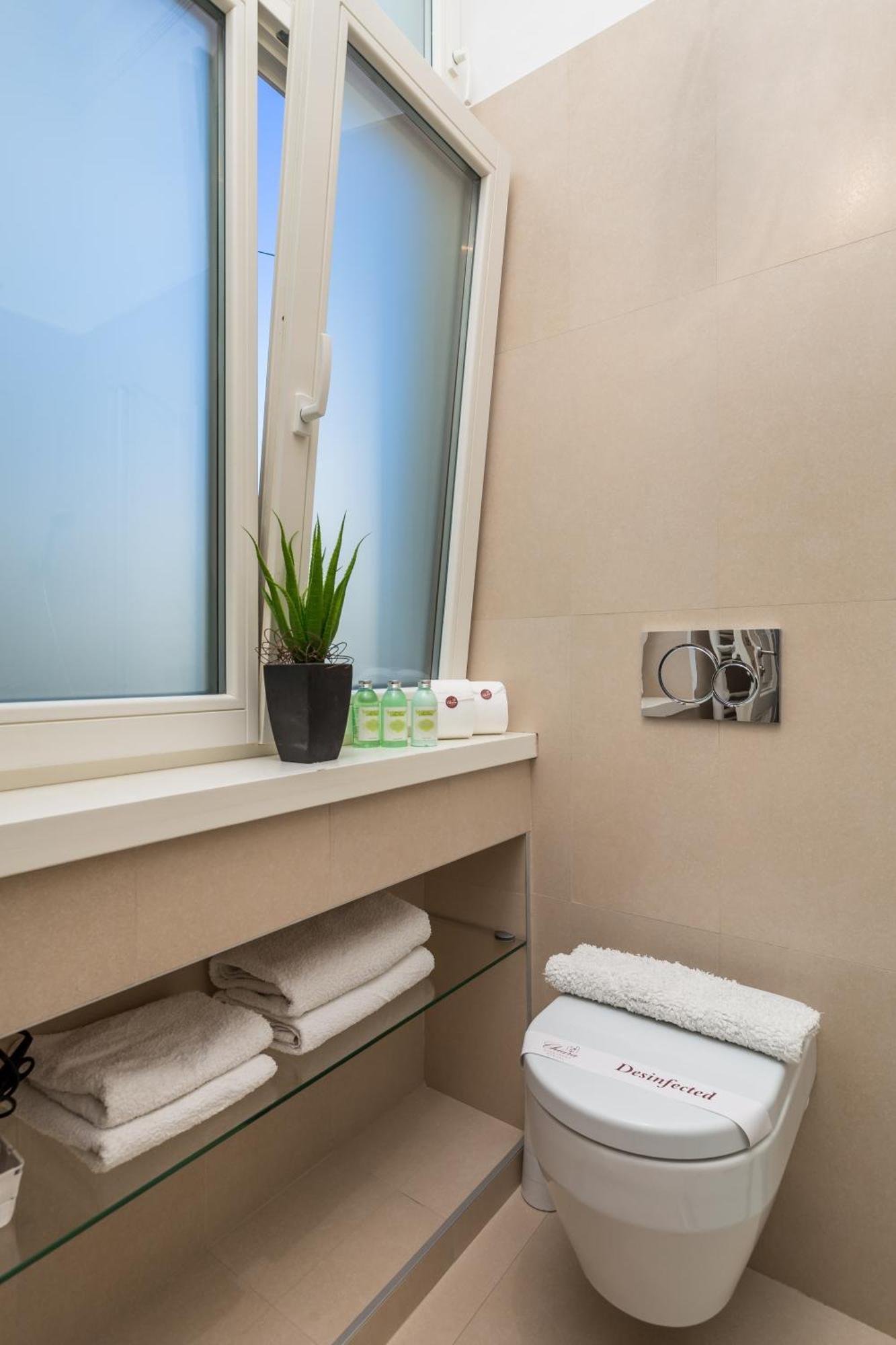 Villa Sokol Apartments Opatija center Kamer foto